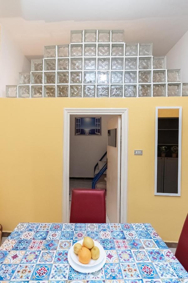Casa Boccanegra "Aquarium" - Free Public Parking 5 Min By Car Genoa Bagian luar foto